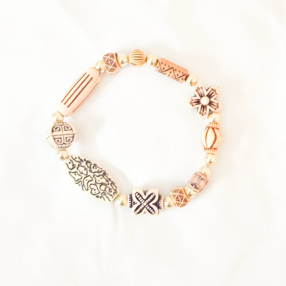 The western bracelet
